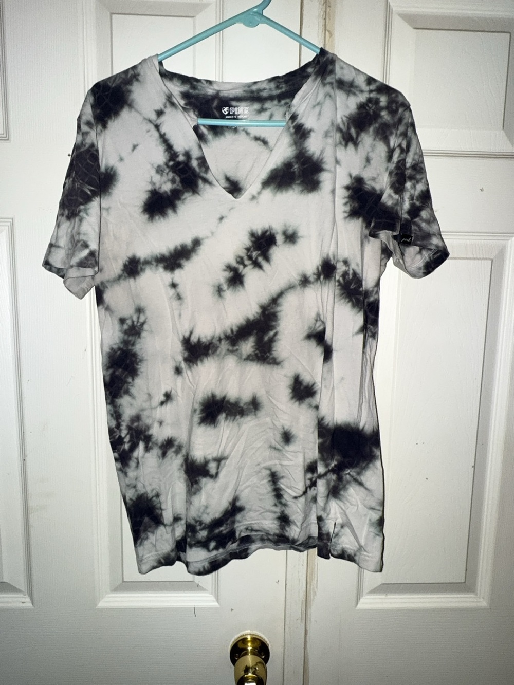 PINK Victoria's Secret Black & White Tie-Dye V-Neck Tee